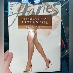 NWT Hanes Ultra Sheer Pantyhose - jet black size E control top
